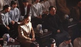 穿到民国看戏吃瓜免费,戏里戏外，吃瓜群众免费观剧记